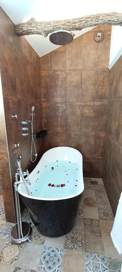 Le Marechal Duplex - Appartement Avec Jacuzzi - Caen Hyper Centre מראה חיצוני תמונה