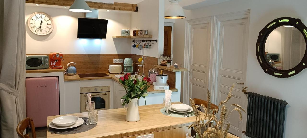 Le Marechal Duplex - Appartement Avec Jacuzzi - Caen Hyper Centre מראה חיצוני תמונה